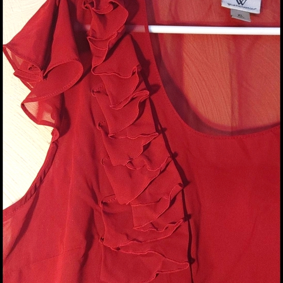 Flutter Sleeve Top - Picture 3 of 6